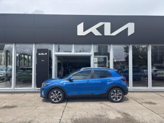 89100 : Hyundai Sens - APS - KIA Stonic - Stonic - Bleu Azur métallisé - Traction - Essence