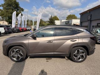84120 : Hyundai PERTUIS - SA PEDINIELLI - HYUNDAI TUCSON Executive - TUCSON IV - Marron - Boîte automatique - Essence / Courant électrique
