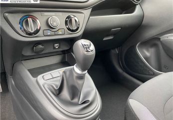 13200 : HYUNDAI Arles - Lexa Automobile - HYUNDAI i10 Intuitive - i10 III - Bleu - Boîte manuelle - Essence sans plomb