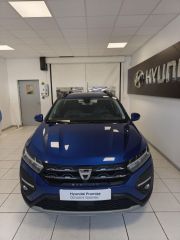 08000 : Hyundai Charleville-Mézières - SVTA - DACIA SANDERO Stepway Confort - SANDERO III - Bleu - Automate à fonct. Continu - Essence sans plomb