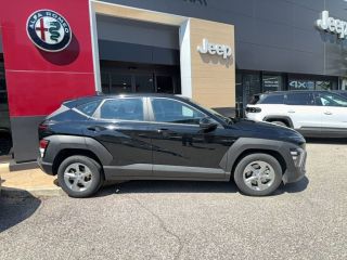 04100 : Hyundai Manosque - Pedinielli - HYUNDAI KONA Intuitive - KONA II - NOIR - Automate sequentiel - Essence / Courant électrique