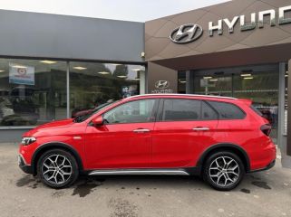 50300 : Hyundai Avranches - GCA - FIAT Tipo Cross SW - Tipo Cross SW - Rouge Passione Pastel - Traction - Essence