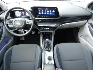 52000 : Hyundai Chaumont - Garage Michel Bazin - HYUNDAI Bayon - Bayon - Atlas White - Traction - Essence