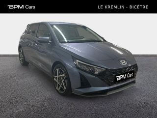 94270 : Hyundai Kremlin-Bicêtre - BPM Cars - HYUNDAI i20 - i20 - Meta Blue Métal - Traction - Essence