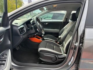 89100 : Hyundai Sens - APS - KIA Stonic - Stonic - Gris Météore métallisé - Traction - Essence