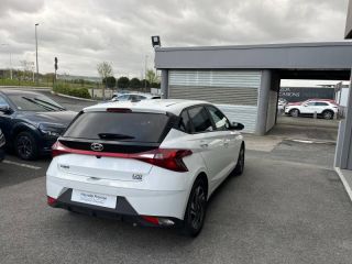 64100 : Hyundai Bayonne - Oceanic Auto - HYUNDAI i20 - i20 - Polar White - Traction - Essence/Micro-Hybride