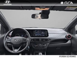 35510 : Hyundai Rennes - GCA - HYUNDAI i10 - i10 - Intense Blue Métal/Toit/rétros Black - Traction - Essence