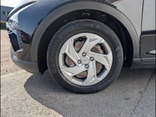 14100 : Hyundai Lisieux - Trajectoire Automobiles - HYUNDAI Bayon - Bayon - Phantom Black Métal - Traction - Essence