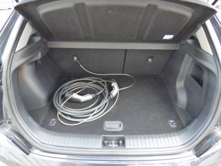 13290 : Hyundai Aix en Provence - Cap Milanesio - HYUNDAI KONA ELECTRIC Intuitive - KONA ELECTRIC (12/2020-08/2023) - Dark Knight - Automate à fonct. Continu - Courant électrique