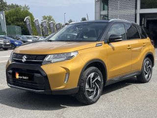 78000 : Hyundai Versailles - SOCOHY - SUZUKI Vitara - Vitara - So'Color Solar Yellow Pearl/Black métal - Traction - Essence/Micro-Hybride