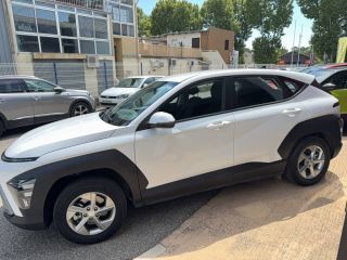 04100 : Hyundai Manosque - Pedinielli - HYUNDAI KONA Intuitive - KONA II - NOIR - Automate sequentiel - Essence / Courant électrique