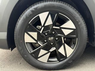 14100 : Hyundai Lisieux - Trajectoire Automobiles - HYUNDAI Kona - Kona - Denim Blue perlé métallisé - Traction - Hybride : Essence/Electrique