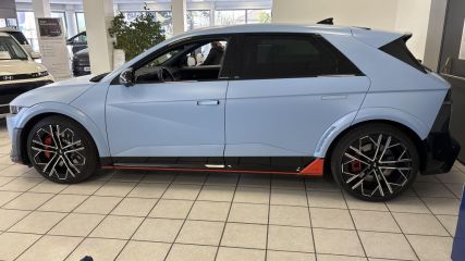 95500 : Hyundai Gonesse - ABVV - HYUNDAI IONIQ 5 N  - IONIQ 5 - Bleu - Automate à fonct. Continu - Courant électrique