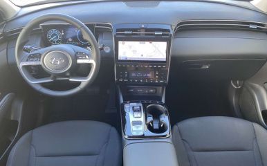13200 : HYUNDAI Arles - Lexa Automobile - HYUNDAI TUCSON Creative - TUCSON IV - Gris - Boîte automatique - Essence / Courant électrique