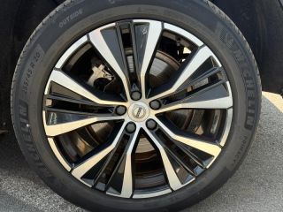 14100 : Hyundai Lisieux - Trajectoire Automobiles - VOLVO XC60 - XC60 - Noir Onyx Métallisé - Transmission intégrale - Hybride rechargeable : Essence/Electrique