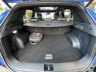 50300 : Hyundai Avranches - GCA - KIA Sportage - Sportage - Bleu Fusion métallisé/Toit noir - Transmission intégrale - Hybride : Essence/Electrique