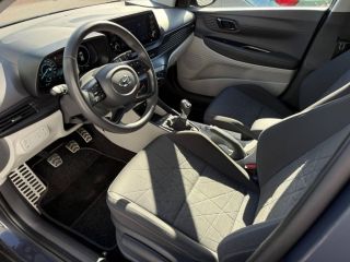 14100 : Hyundai Lisieux - Trajectoire Automobiles - HYUNDAI Bayon - Bayon - Aurora Grey Métal - Traction - Essence/Micro-Hybride