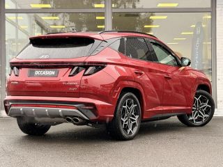 57200 : Hyundai Sarreguemines - Theobald Automobiles - HYUNDAI Tucson - Tucson - Sunset Red Métal/Toit/rétros Black - Transmission intégrale - Hybride rechargeable : Essence/Electrique