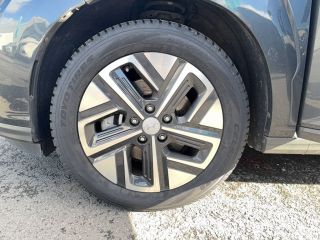 33140 : Hyundai Bordeaux Sud Villenave d'Ornon - Sipa Automobiles - HYUNDAI KONA ELECTRIC Intuitive - KONA ELECTRIQUE - GRIS FONCE - Automate à fonct. Continu - Courant électrique