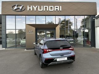 14400 : Hyundai Bayeux - Trajectoire Automobiles - HYUNDAI i20 - i20 - Meta Blue Métal - Traction - Essence