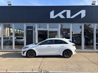 89100 : Hyundai Sens - APS - KIA Ceed - Ceed - Blanc Sensation nacré - Traction - Essence