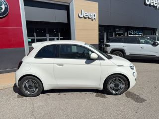 04100 : Hyundai Manosque - Pedinielli - FIAT 500e BERLINE MY22 SERIE 1 STEP 2 Icône - 500 III ELECTRIQUE - Blanc - Automate à fonct. Continu - Courant électrique