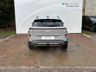 33110 : Hyundai Bordeaux Nord Le Bouscat - Sipa Automobiles - HYUNDAI KONA Creative - KONA II - Gris - Automate sequentiel - Essence / Courant électrique