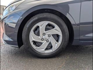 14100 : Hyundai Lisieux - Trajectoire Automobiles - HYUNDAI i20 - i20 - Aurora Gray Métal - Traction - Essence
