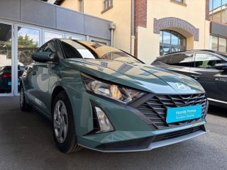 78000 : Hyundai Versailles - SOCOHY - HYUNDAI i20 - i20 - Vert - Traction - Essence