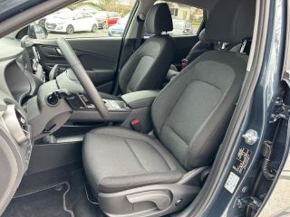 37540 : Hyundai Tours - EOS des Nations - HYUNDAI Kona - Kona - Dark Night Métal - Traction - Electrique
