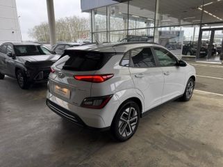 45000 : Hyundai Orléans Motors - HYUNDAI Kona - Kona - Chalk White Métal - Traction - Electrique
