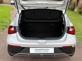 62360 : Hyundai Boulogne-sur-Mer - Garage Du Château - HYUNDAI i20 Intuitive - i20 III - Gris - Boîte manuelle - Essence sans plomb