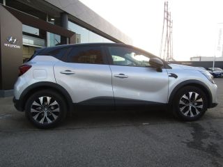 91100 : Hyundai Corbeil-Essonnes - CAP Fournier - RENAULT CAPTUR Evolution - CAPTUR II - Gris - Boîte hybride multimode - Essence / Courant électrique