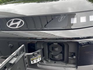 41000 : Hyundai Blois - Mondial des Nations - HYUNDAI Inster Cross - Inster Cross - Abyss Black métal perlé - Traction - Electrique