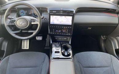 13200 : HYUNDAI Arles - Lexa Automobile - HYUNDAI TUCSON N Line Executive - TUCSON IV - Noir - Boîte automatique - Essence / Courant électrique