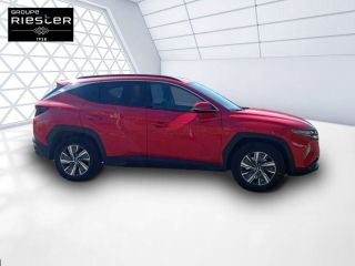 60740 : Hyundai Saint-Maximin - Protea by Riester - HYUNDAI TUCSON Creative - TUCSON IV - Rouge - Boîte automatique - Essence / Courant électrique