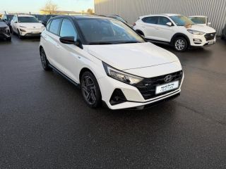 29200 : Hyundai Brest - Iroise Automobiles - HYUNDAI i20 - i20 - Atlas White/Toit+rétros Black - Traction - Essence