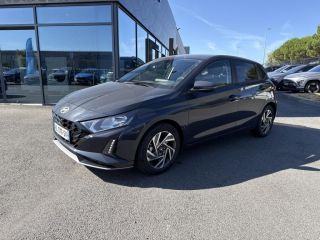 56000 : Hyundai Vannes - Park Lann Automobiles - HYUNDAI i20 - i20 - Aurora Gray Métal - Traction - Essence