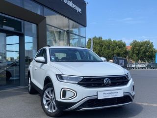 59640 : Hyundai Dunkerque - Europ'Auto - VOLKSWAGEN T-Roc - T-Roc - Blanc Pur - Traction - Essence