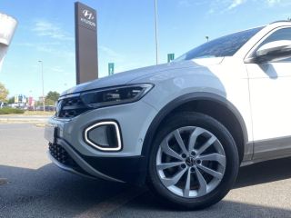 59640 : Hyundai Dunkerque - Europ'Auto - VOLKSWAGEN T-Roc - T-Roc - Blanc Pur - Traction - Essence