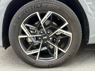 14100 : Hyundai Lisieux - Trajectoire Automobiles - HYUNDAI Tucson - Tucson - Shadow Grey - Traction - Hybride : Essence/Electrique