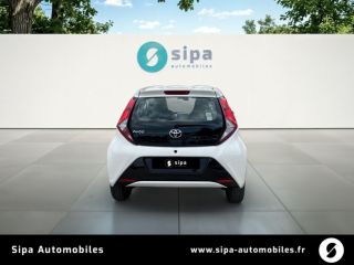 33110 : Hyundai - Sipa Automobiles - Bordeaux Nord - Le Bouscat - TOYOTA AYGO MC18 x-play - AYGO II - Blanc - Boîte manuelle - Essence sans plomb
