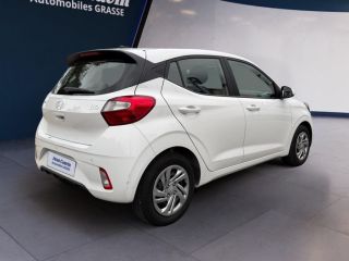 06130 : Hyundai Grasse - Garage Jean Cauvin - HYUNDAI i10 Intuitive - i10 III - Blanc - Boîte manuelle - Essence sans plomb