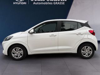 06130 : Hyundai Grasse - Garage Jean Cauvin - HYUNDAI i10 Intuitive - i10 III - Blanc - Boîte manuelle - Essence sans plomb
