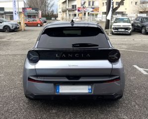 84120 : Hyundai PERTUIS - SA PEDINIELLI - LANCIA YPSILON LX - YPSILON III - Gris - Boîte automatique - Essence sans plomb