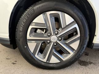 21300 : Hyundai Dijon - Privilège Automobiles - HYUNDAI KONA ELECTRIC Intuitive - KONA ELECTRIQUE - BLANC - Automate à fonct. Continu - Courant électrique