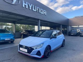 64100 : Hyundai Bayonne - Oceanic Auto - HYUNDAI i20 - i20 - Performance Blue/Toit/rétro Black - Traction - Essence