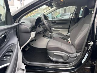 89100 : Hyundai Sens - APS - HYUNDAI Bayon - Bayon - Phantom Black Métal - Traction - Essence/Micro-Hybride