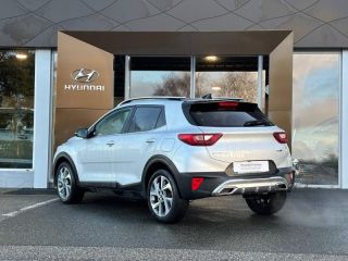 29000 : Hyundai Quimper - Iroise Automobiles - KIA Stonic - Stonic - Gris Aluminium métallisé - Traction - Essence/Micro-Hybride