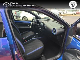 50000 : Hyundai Saint-Lô - GCA - TOYOTA Aygo X - Aygo X - Bi ton bleu genievre   noir - Traction - Essence